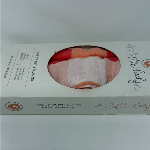 A Little Lady Shop Swaddle Blanket - Orange and Pink and White 100% organic - Picture 5 of 5